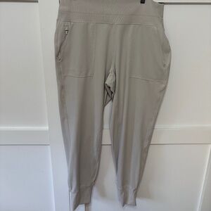 Athleta Venice Highrise Joggers - size 12
